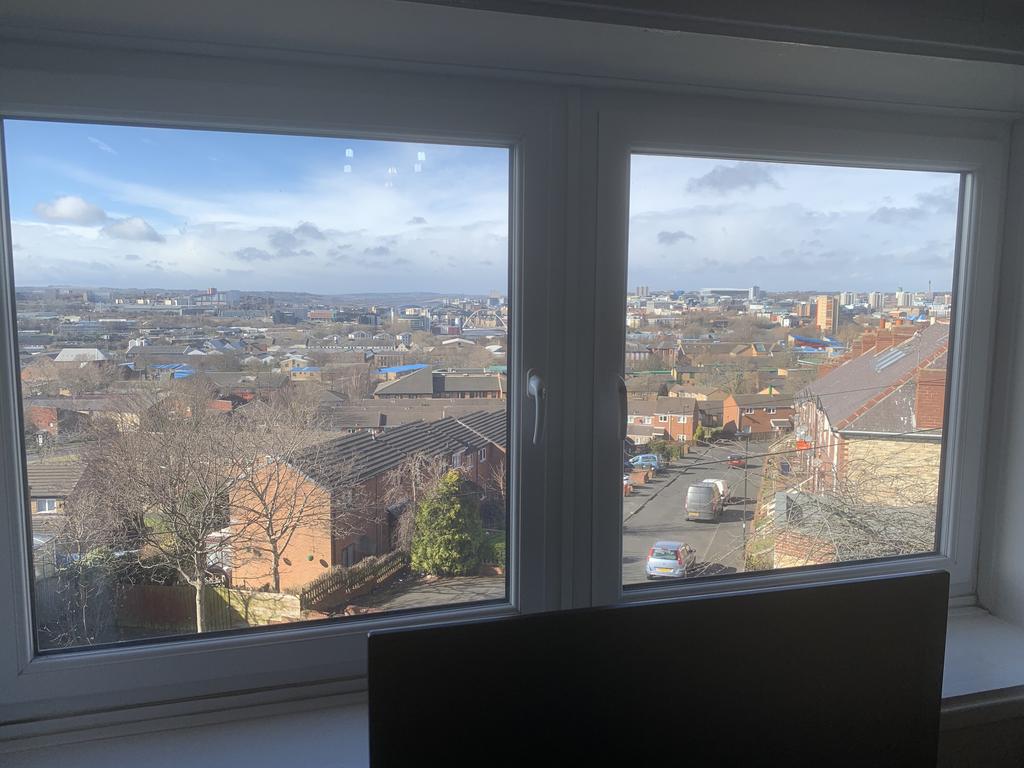 Apartment in Newcastle upon Tyne - View 2