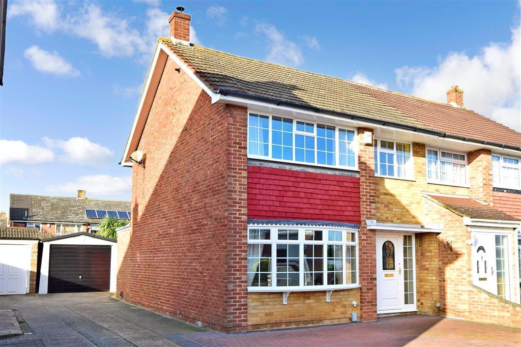Vigilant Way, Riverview Park, Gravesend, Kent 3 bed semidetached house