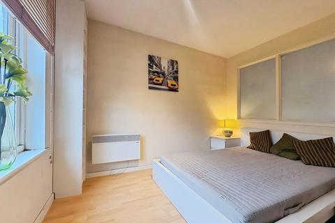 1 bedroom apartment to rent, Chippendale House, Navigation Walk