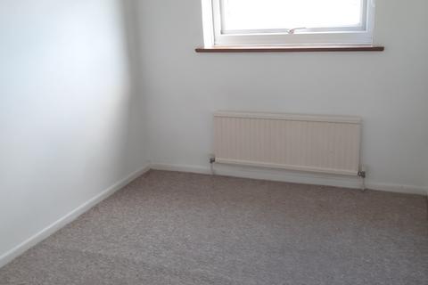 2 bedroom flat to rent, 17 St. Peters Road, Poole BH14