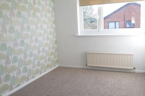 2 bedroom flat to rent, 17 St. Peters Road, Poole BH14