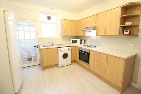 2 bedroom semi-detached house to rent, Donbank Terrace, Aberdeen, AB24