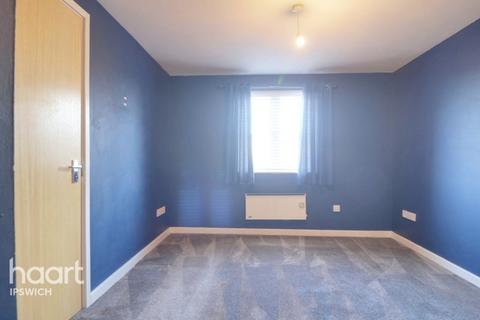 2 bedroom flat for sale - Bramford Road, Ipswich