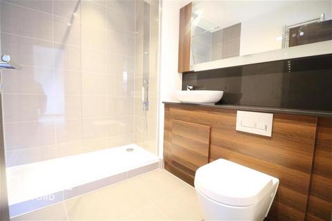 2 bedroom flat to rent, Langley Square, DA1