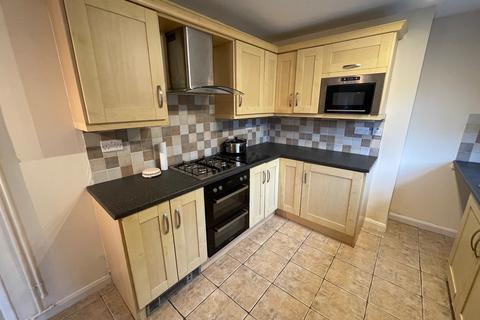 3 bedroom semi-detached house to rent, BROOK AVENUE, ALFRETON