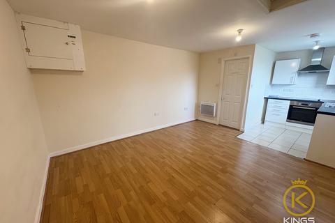 Studio to rent, Eastney Road, Southsea