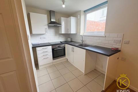 Studio to rent, Eastney Road, Southsea
