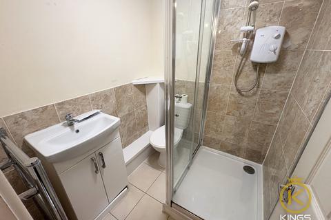 Studio to rent, Eastney Road, Southsea