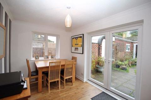 3 bedroom detached bungalow for sale, Dean Court, Hedge End, SO30 4EG