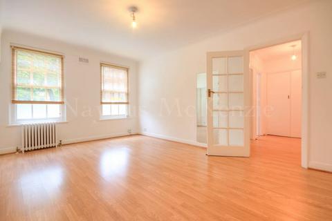 Studio to rent, Belsize Park NW3