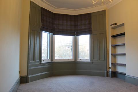 2 bedroom flat to rent, Holmhead Crescent, Cathcart, Glasgow, G44