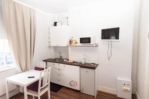 Studio to rent, Star Street, Paddington, , London  W2