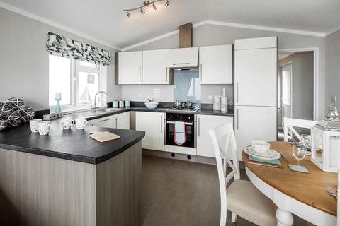 2 bedroom lodge for sale - at Tallington Lakes, Tallington Lakes, Barholm Road, Tallington  PE9