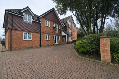 2 bedroom apartment to rent, Cedar House, 75 Harrow Lane, Maidenhead, SL6 7NY