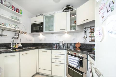 2 bedroom apartment to rent, Upper Richmond Road, Putney, SW15