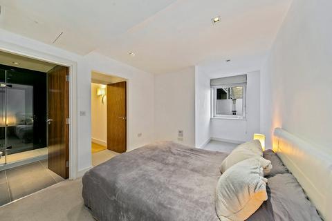 2 bedroom flat for sale, Kew Bridge Road, Brentford, Middlesex