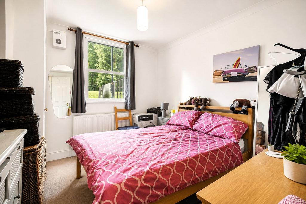 Apartment in Putney - View 5
