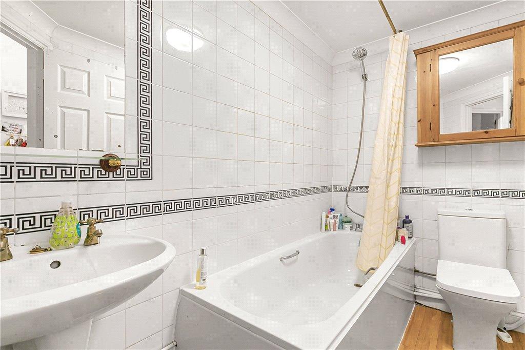 Apartment in Putney - More