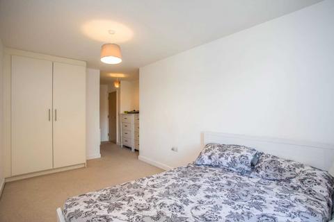 2 bedroom apartment for sale - Park Lodge Avenue, West Drayton UB7