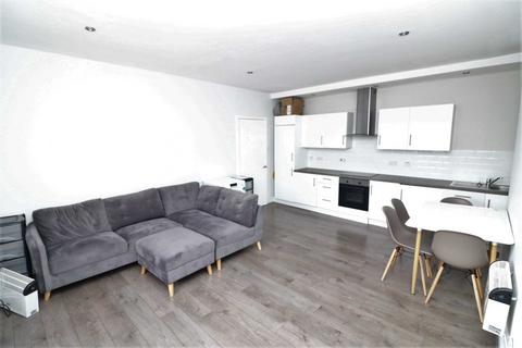 3 bedroom flat share to rent, Huskisson Street, Liverpool