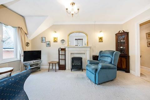 1 bedroom flat for sale - Dulwich Mead, Half Moon Lane, Herne Hill, SE24 9HS