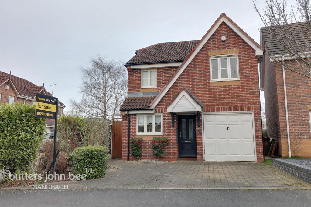 Elanor Road, Sandbach 3 bed detached house £245,000
