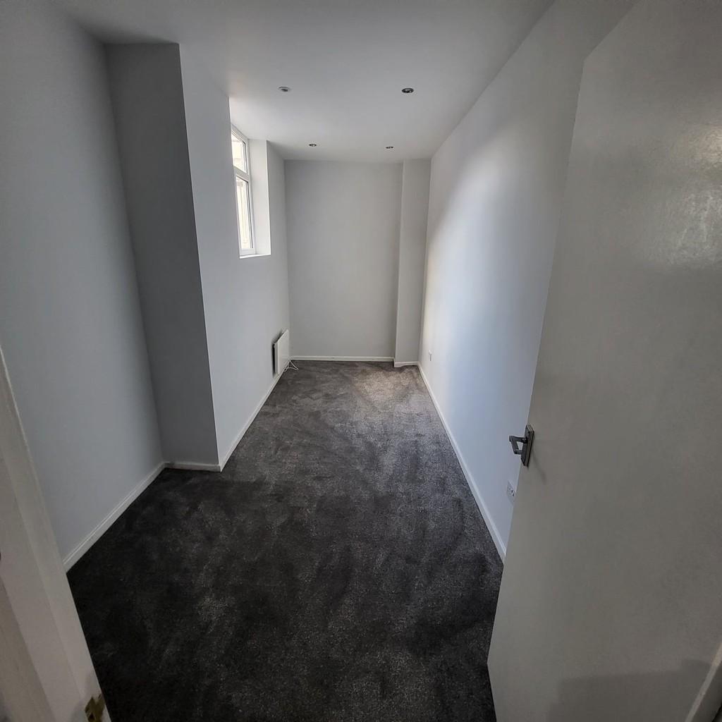 Apartment in Manchester, Blackley, Greater Manchester - More