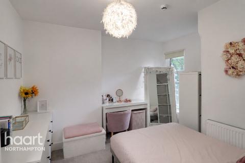 1 bedroom apartment to rent, Semilong Road, Northampton