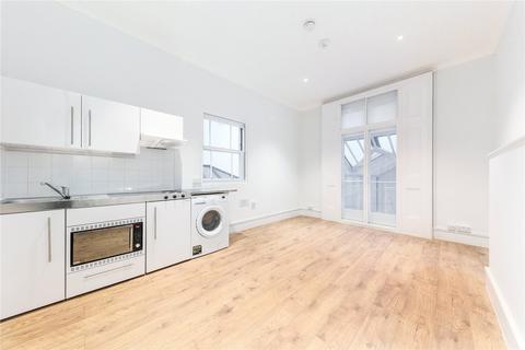 Studio to rent, Cranley Gardens, Chelsea, London, SW7