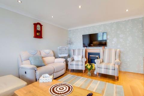 2 bedroom maisonette for sale, Dormers Wells Lane, Southall