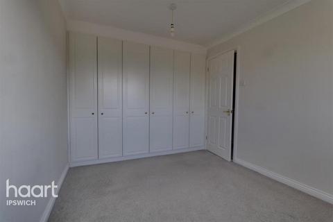 3 bedroom flat to rent, Dewar Lane, Ipswich