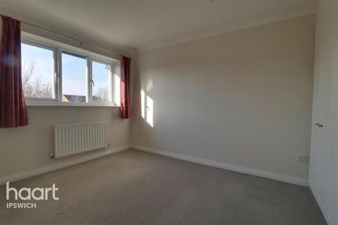 3 bedroom flat to rent, Dewar Lane, Ipswich