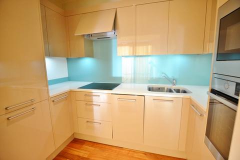 2 bedroom flat to rent, Dorchester