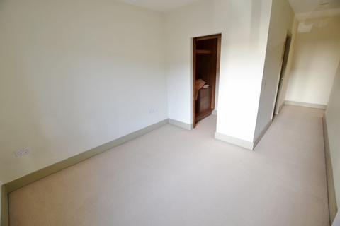 2 bedroom flat to rent, Dorchester