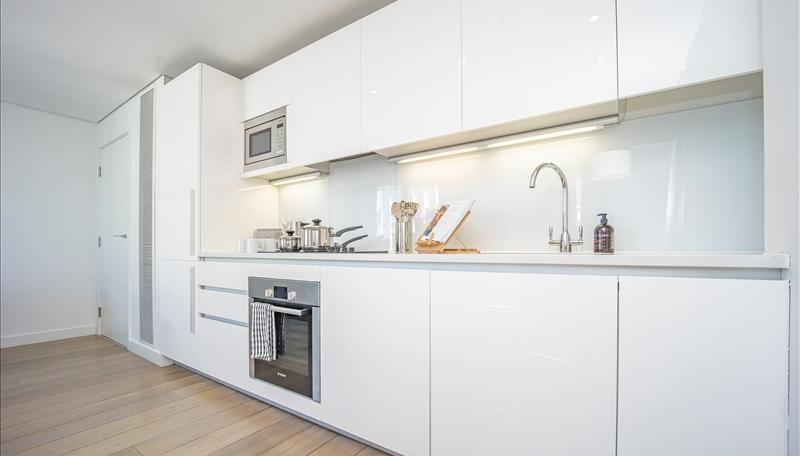 Apartment in London - View 5