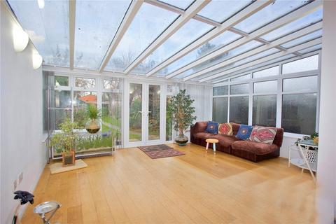 undefined, Hedge Lane, London, N13