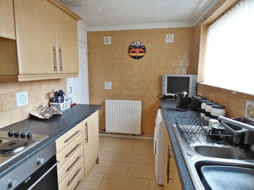 Hazeldene Avenue, Newcastle upon Tyne, Tyne and Wear, NE3 3XU 3 bed