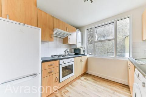 1 bedroom flat to rent, OFFLEY ROAD, OVAL