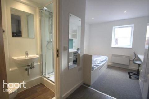 Studio to rent, High Street, Lincoln