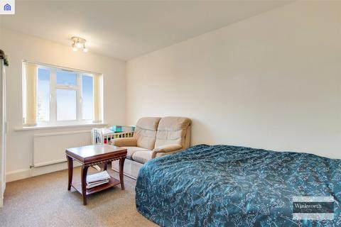 2 bedroom apartment for sale, Church Lane, Kingsbury NW9