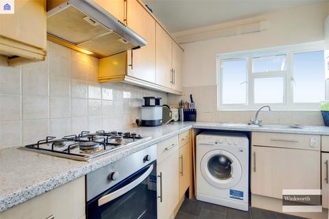 2 bedroom apartment for sale, Hyde Court, Kingsbury NW9