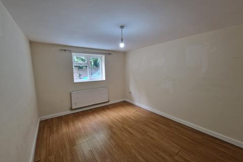 undefined, East Avenue, Tividale, Oldbury, West Midlands, B69
