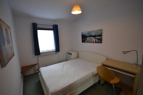 4 bedroom flat to rent, Sienna Gardens, Sciennes, Edinburgh, EH9