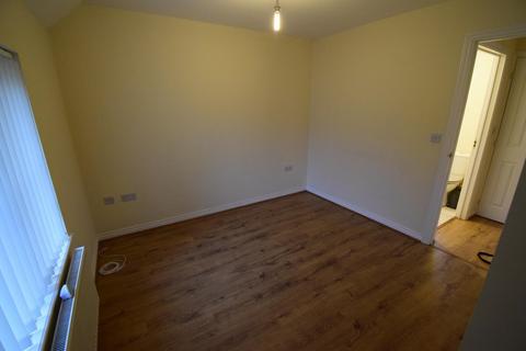 2 bedroom flat to rent - Penderyn Close, Merthyr Tydfil