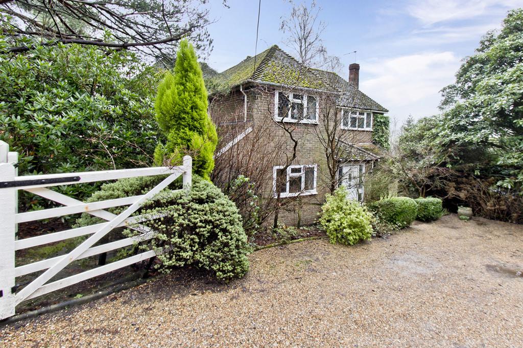 Chillies Lane, Crowborough 4 bed detached house £975,000