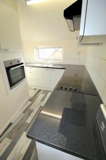 2 bedroom apartment to rent, Manor Road, Brackley