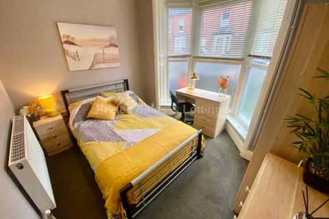 undefined, Room 1, Cranwell Street