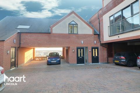 2 bedroom townhouse for sale, Carline Road, Lincoln