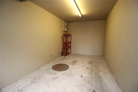 Garage to rent, Northumberland Street South East La, Edinburgh, Midlothian