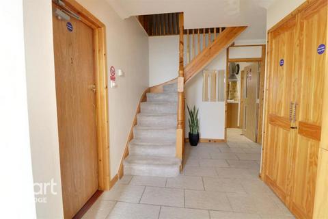 1 bedroom in a house share to rent, Green End Road, Cambridge